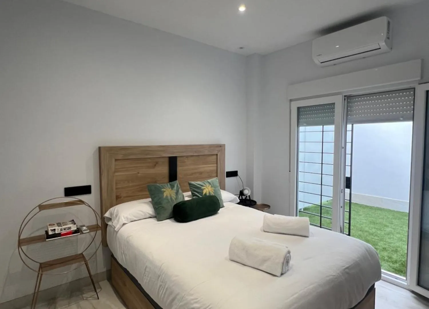 Unika Homes Nervion Seville 0*,  Spain